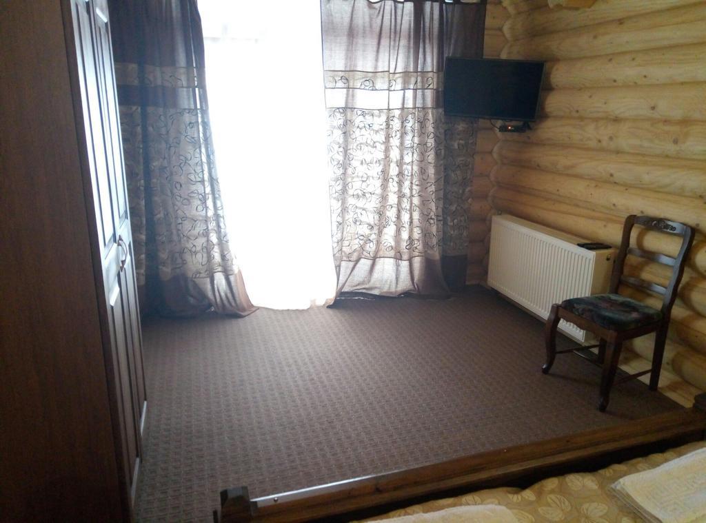 Lavina Hotel Boekovel Buitenkant foto